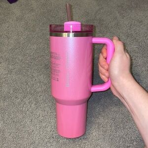 Limited Time!! Pink Starbucks Stanley Target Exclusive Tumble 40 oz